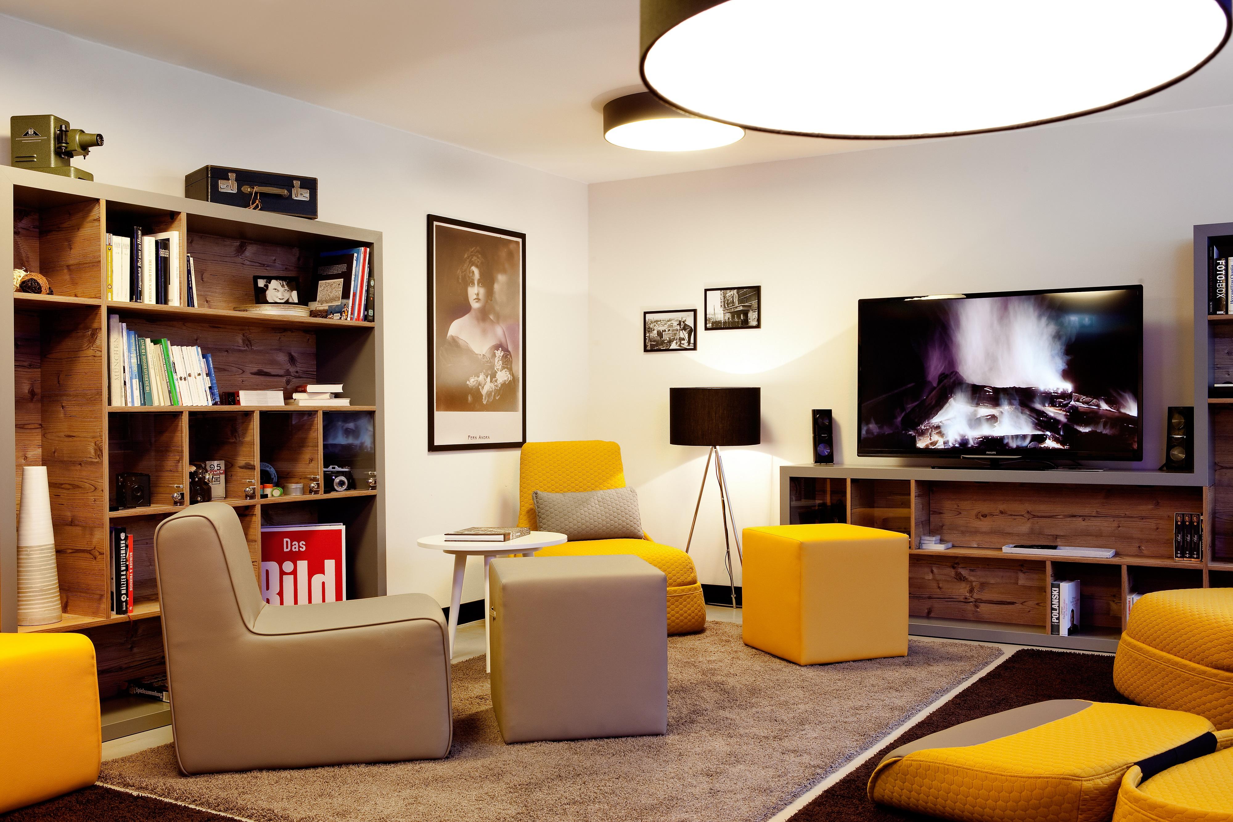 Vienna House Easy By Wyndham 4* München